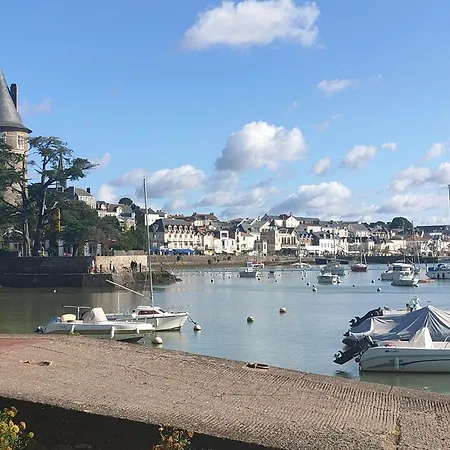 Rum i privatbostad Chambre Chez L'Habitant *